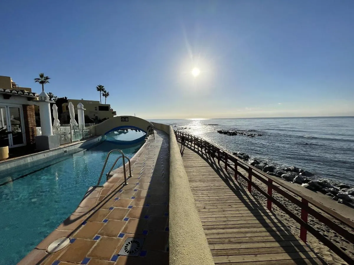 Dona Lola Patricia - Spacious 3 Bedroom Top Floor Apartment With Uninterrupted Sea Views - Only A Few Meters To Calahonda Beach - Costa Del Sol - Cs188 Mijas 0*,