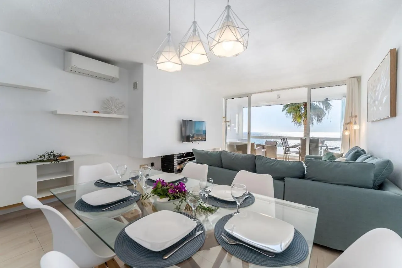 Dona Lola Patricia - Spacious 3 Bedroom Top Floor Apartment With Uninterrupted Sea Views - Only A Few Meters To Calahonda Beach - Costa Del Sol - Cs188 Mijas Espanha