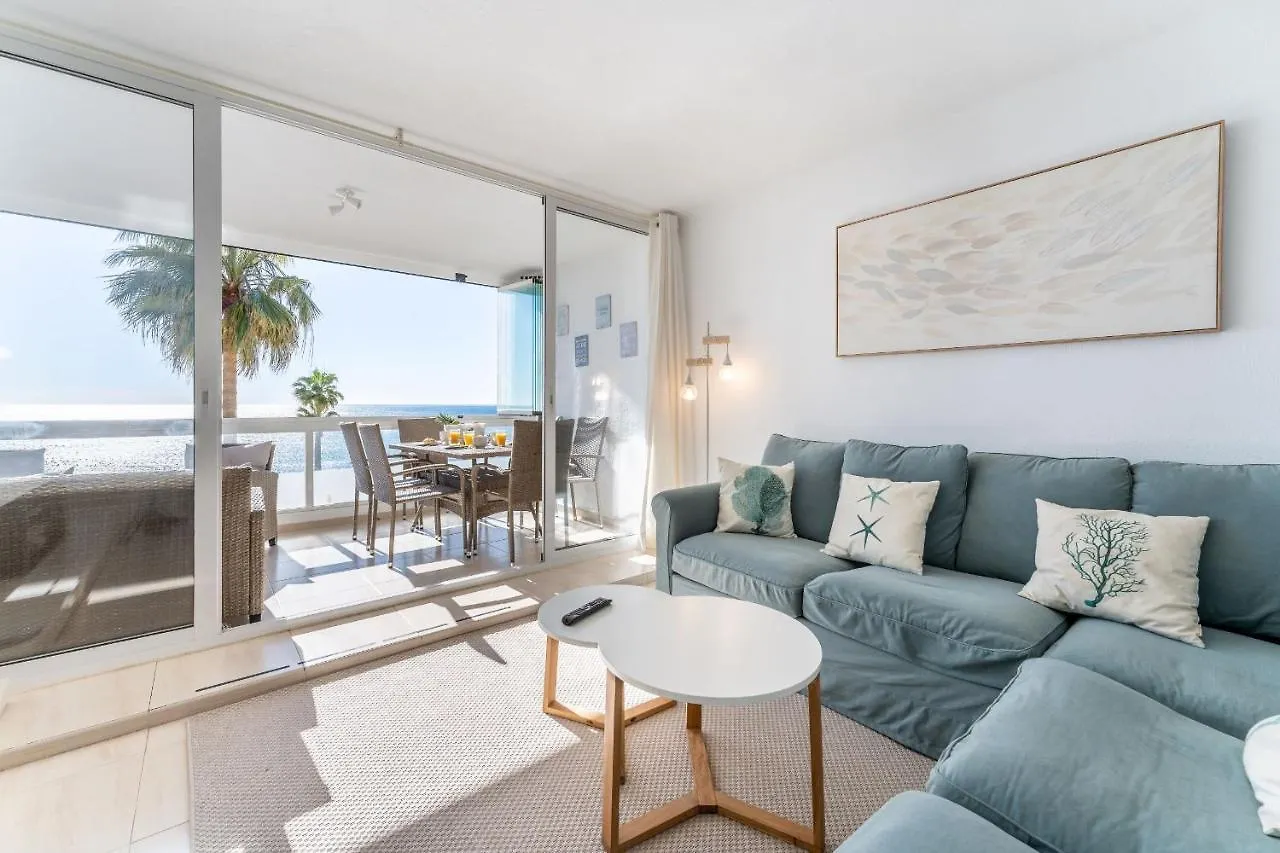 Dona Lola Patricia - Spacious 3 Bedroom Top Floor Apartment With Uninterrupted Sea Views - Only A Few Meters To Calahonda Beach - Costa Del Sol - Cs188 Mijas